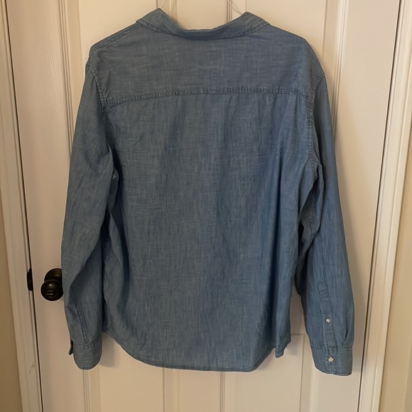 Gently Used Goodfellow & Co Chambray Button Up Long Sleeve Shirt - Picture 2 of 2